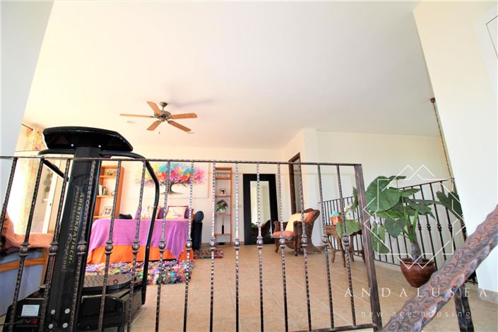 Image No.32-4 Bed Property for sale