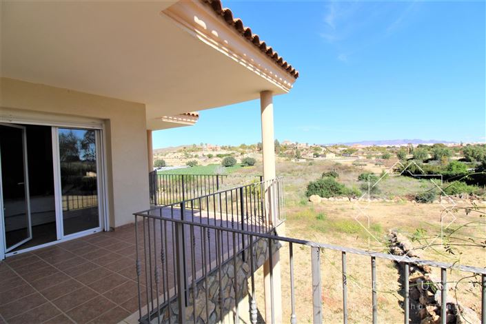 Image No.45-4 Bed Property for sale