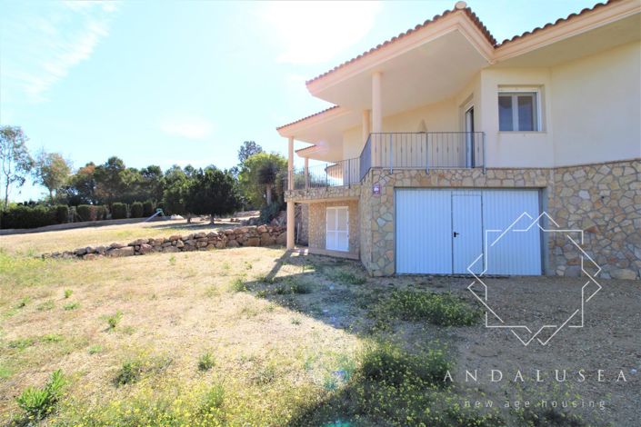 Image No.62-4 Bed Property for sale