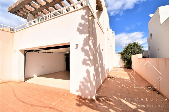 Image No.45-4 Bed Property for sale