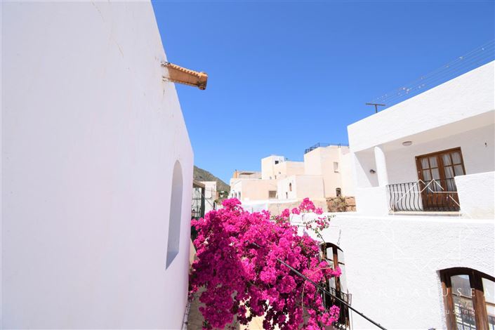 Image No.47-13 Bed Property for sale