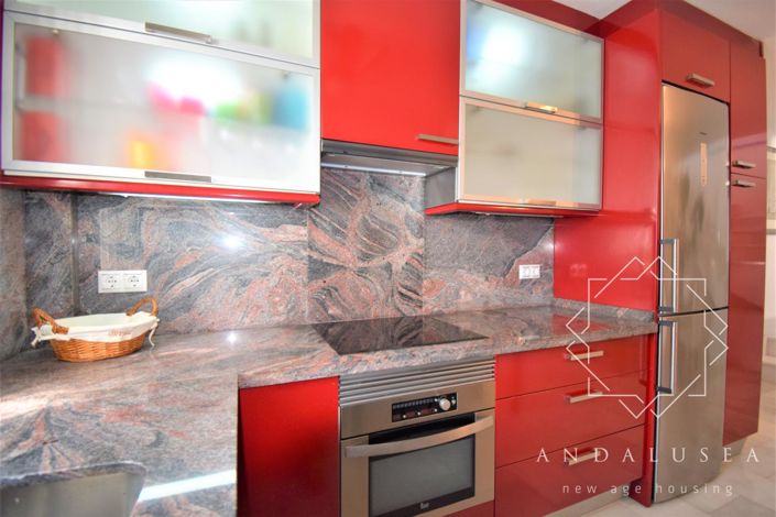 Image No.15-3 Bed Property for sale