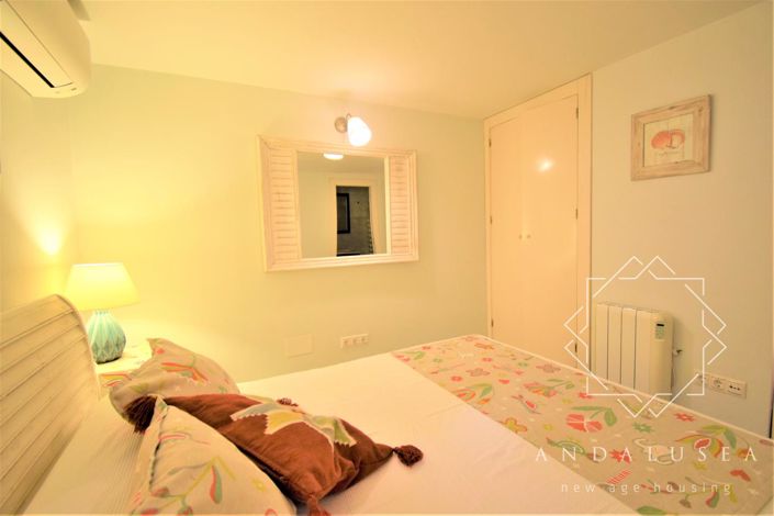 Image No.26-3 Bed Property for sale