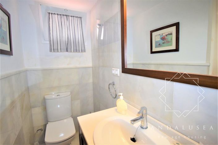 Image No.36-3 Bed Property for sale