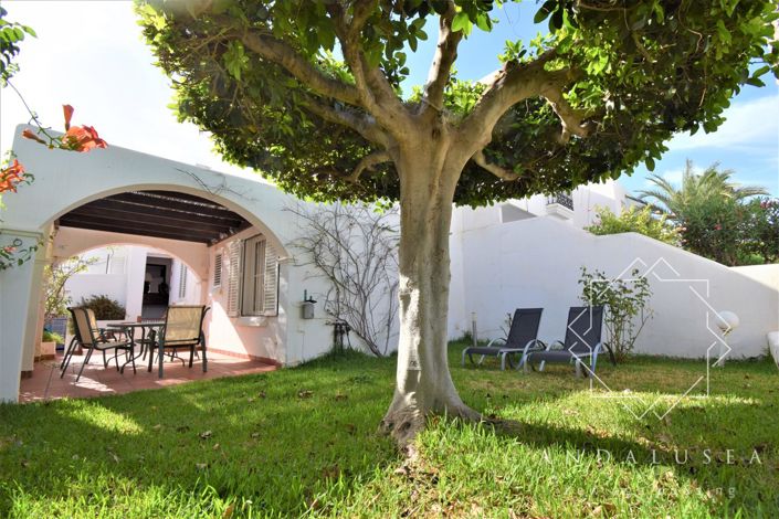 Image No.5-3 Bed Property for sale