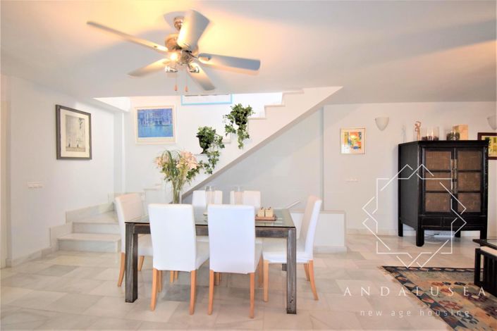 Image No.9-3 Bed Property for sale