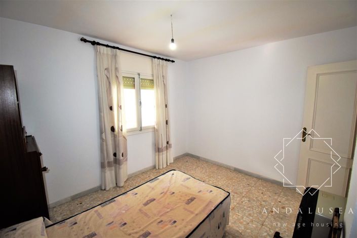 Image No.16-4 Bed Property for sale