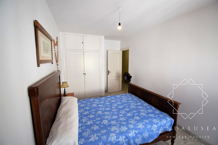 Image No.30-4 Bed Property for sale