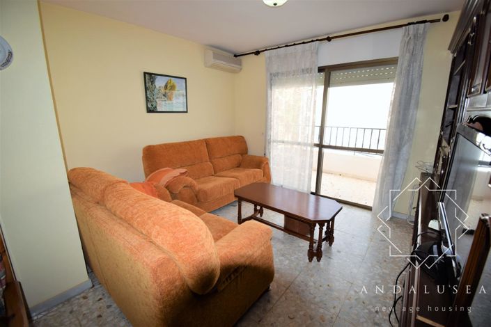 Image No.4-4 Bed Property for sale