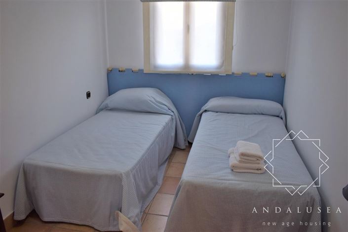 Image No.12-2 Bed Property for sale