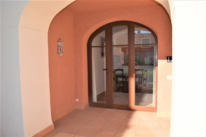 Image No.15-2 Bed Property for sale