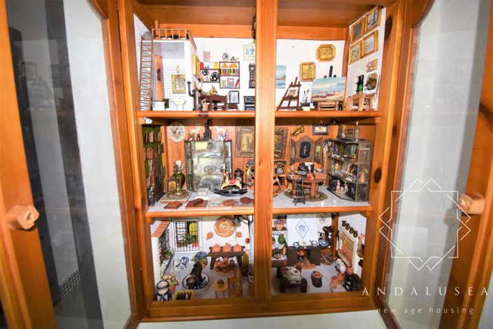 Image No.27-6 Bed Property for sale