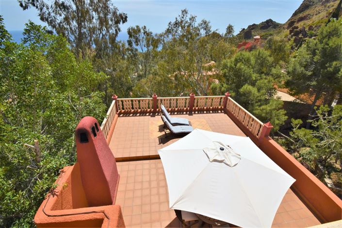 Image No.46-4 Bed Property for sale