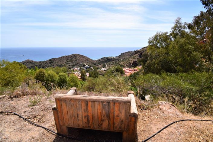 Image No.57-4 Bed Property for sale