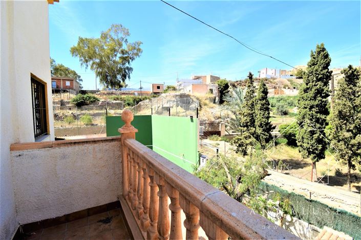 Image No.50-3 Bed Property for sale