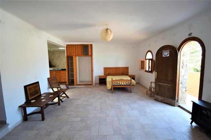 Image No.37-7 Bed Property for sale