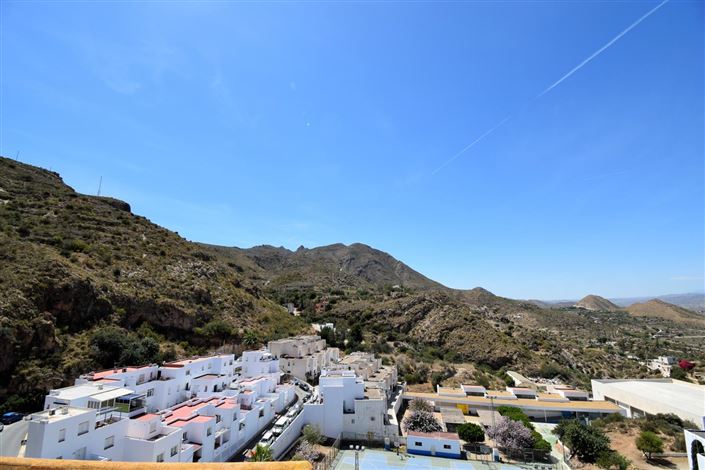 Image No.4-7 Bed Property for sale