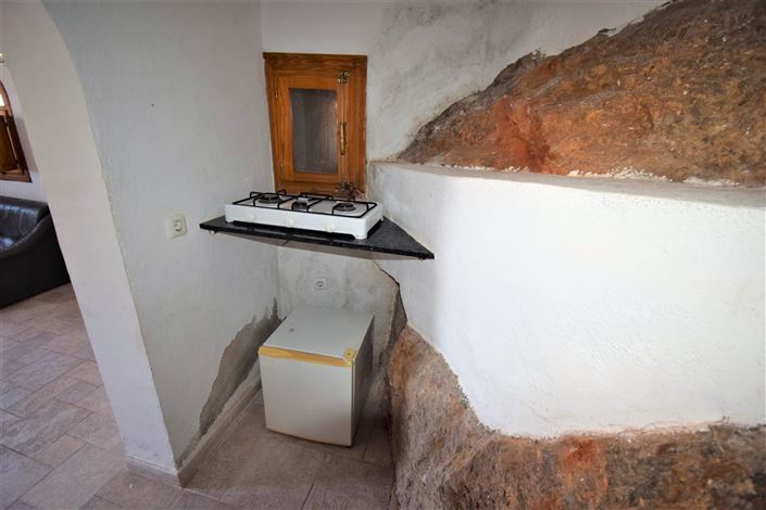 Image No.41-7 Bed Property for sale