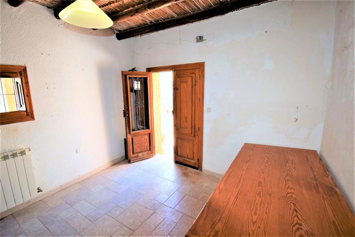 Image No.43-7 Bed Property for sale