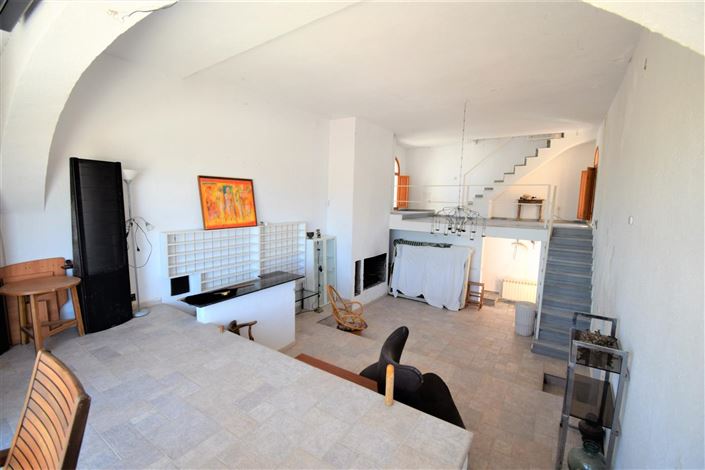 Image No.50-7 Bed Property for sale