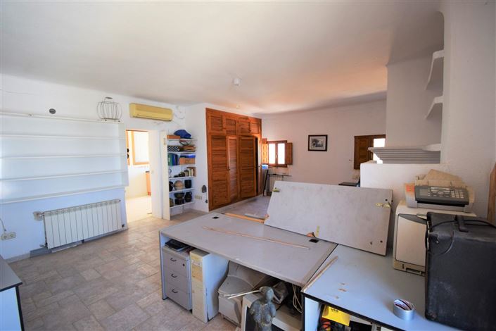 Image No.59-7 Bed Property for sale