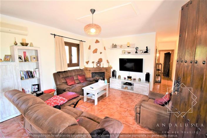 Image No.11-3 Bed Property for sale