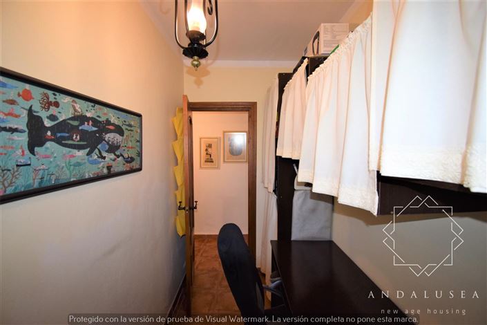 Image No.32-3 Bed Property for sale