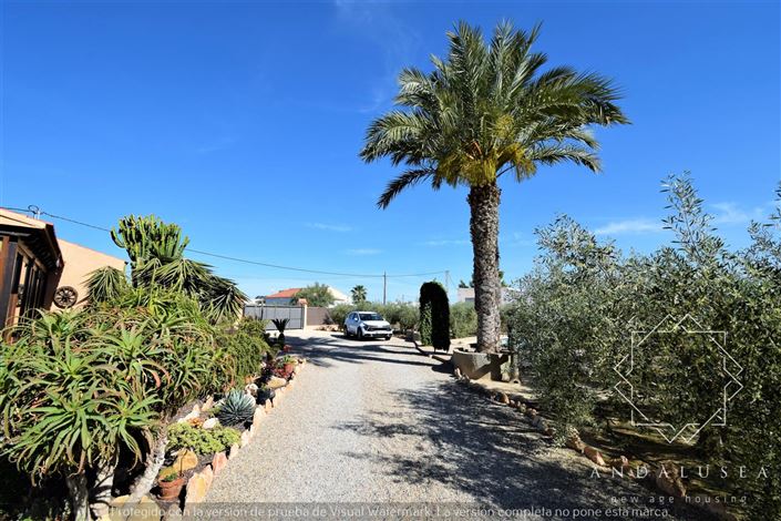 Image No.53-3 Bed Property for sale