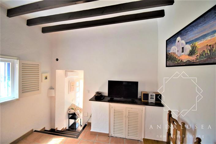 Image No.11-4 Bed Property for sale