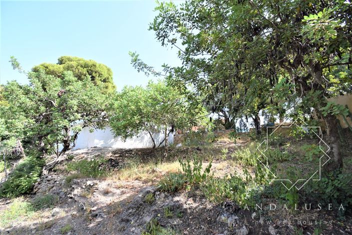 Image No.42-4 Bed Property for sale