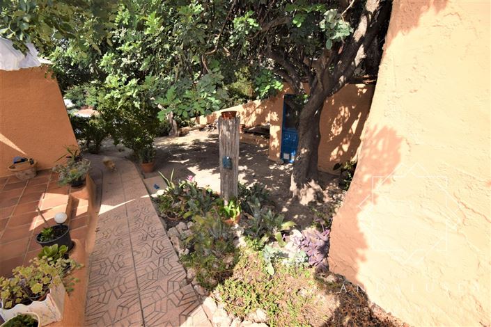 Image No.47-4 Bed Property for sale