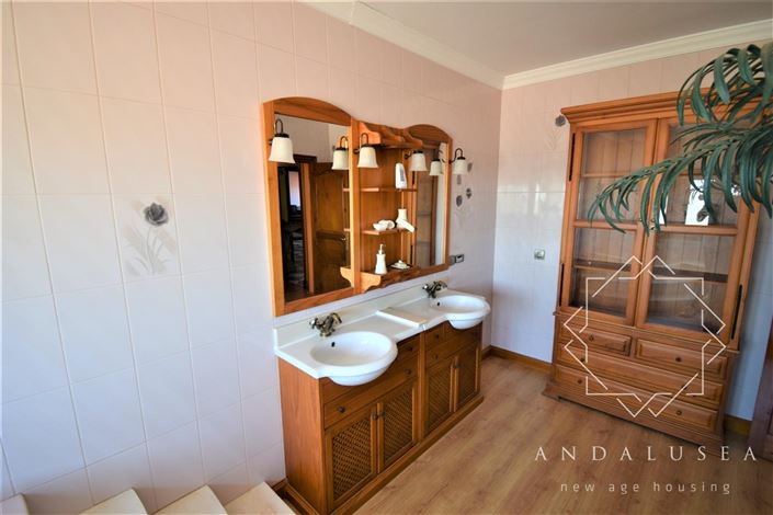 Image No.28-Property for sale