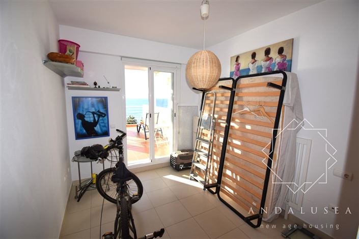 Image No.12-3 Bed Property for sale