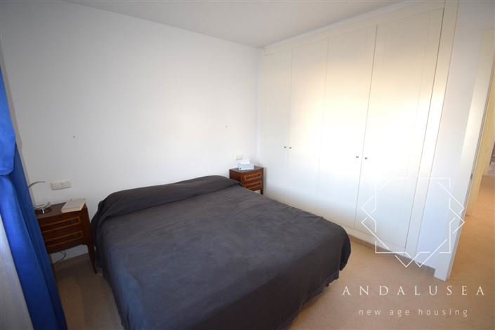 Image No.16-3 Bed Property for sale