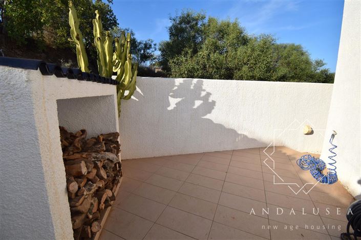 Image No.47-3 Bed Property for sale