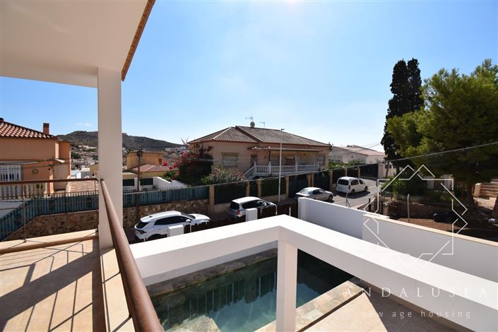 Image No.51-5 Bed Property for sale