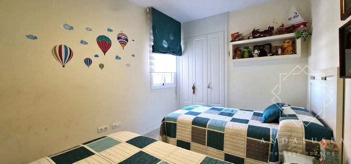 Image No.24-2 Bed Property for sale