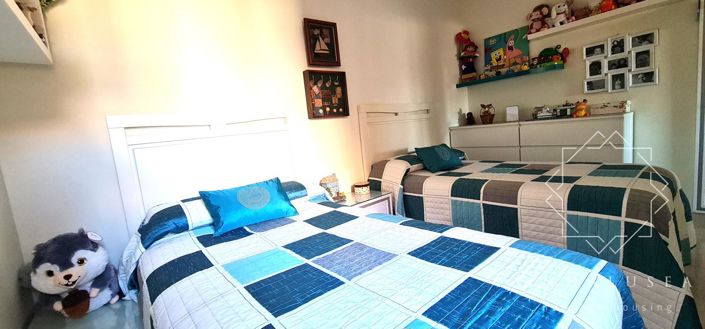 Image No.27-2 Bed Property for sale