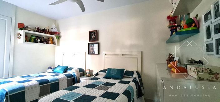 Image No.28-2 Bed Property for sale