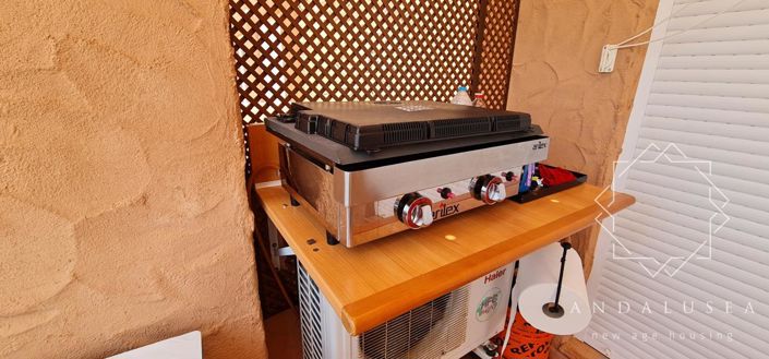 Image No.41-2 Bed Property for sale