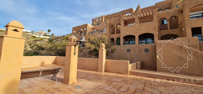 Image No.43-2 Bed Property for sale