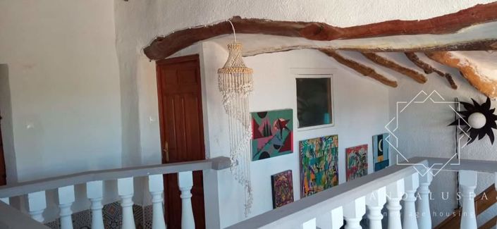 Image No.16-3 Bed Property for sale