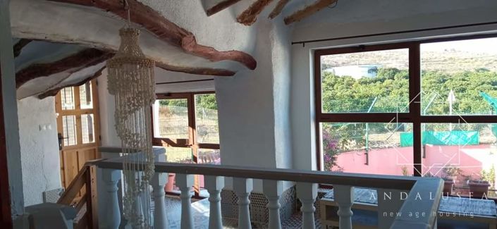 Image No.17-3 Bed Property for sale