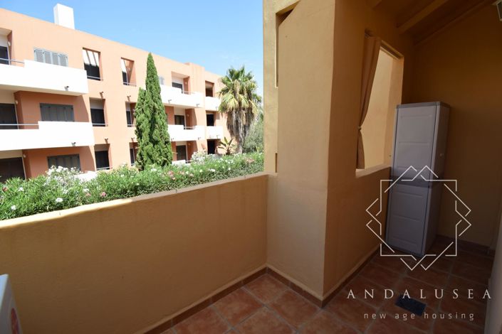 Image No.21-2 Bed Property for sale