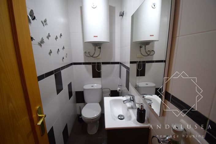 Image No.24-2 Bed Property for sale