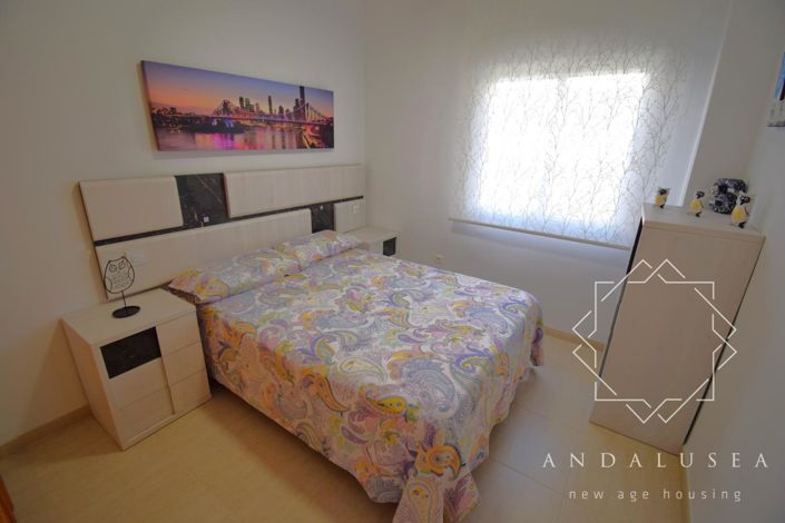 Image No.36-2 Bed Property for sale