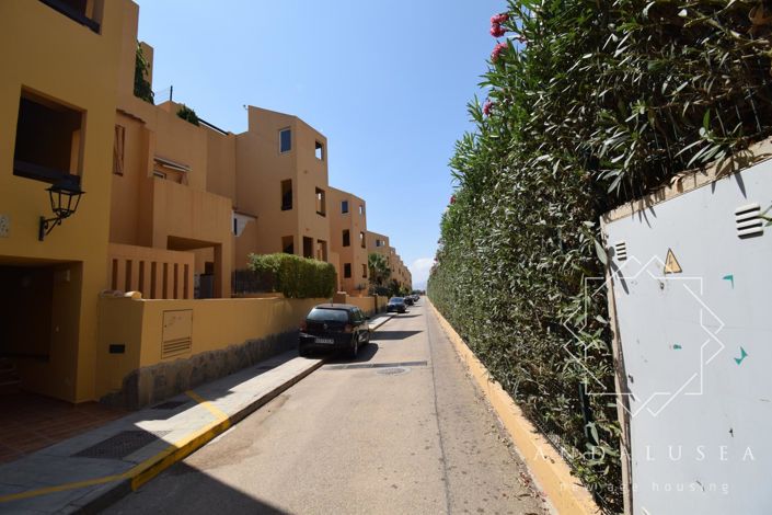 Image No.49-2 Bed Property for sale