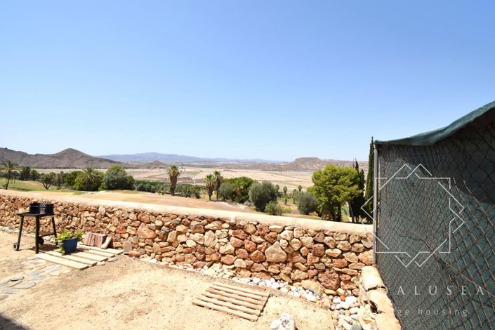 Image No.21-2 Bed Property for sale