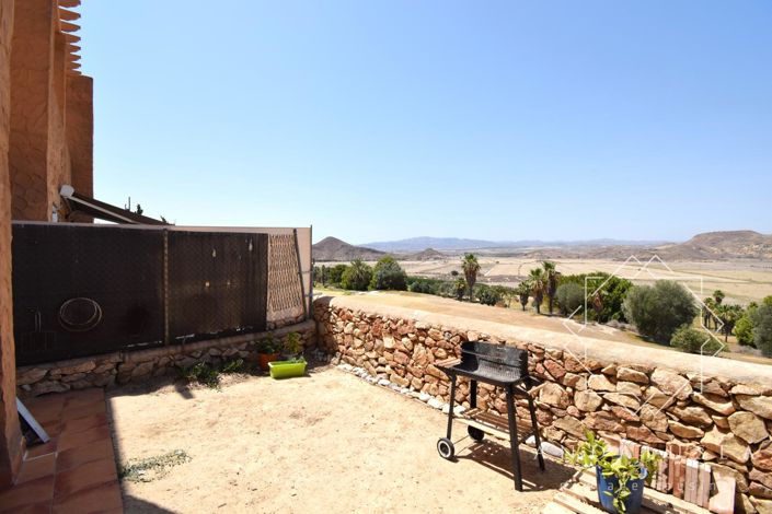 Image No.23-2 Bed Property for sale