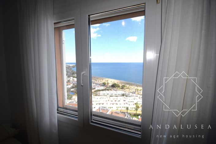 Image No.22-4 Bed Property for sale